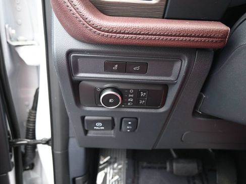 Used 2024 Ford Expedition Max Limited AWD/4WD image 27