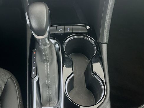 Used 2023 Buick Encore GX Select w/ Safety Package II image 25