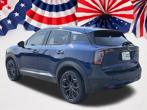 Certified 2025 Nissan Kicks SR w/ SR Premium Package FWD image 3