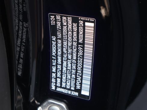 Certified 2025 Porsche 911 GT3 RS RWD image 42