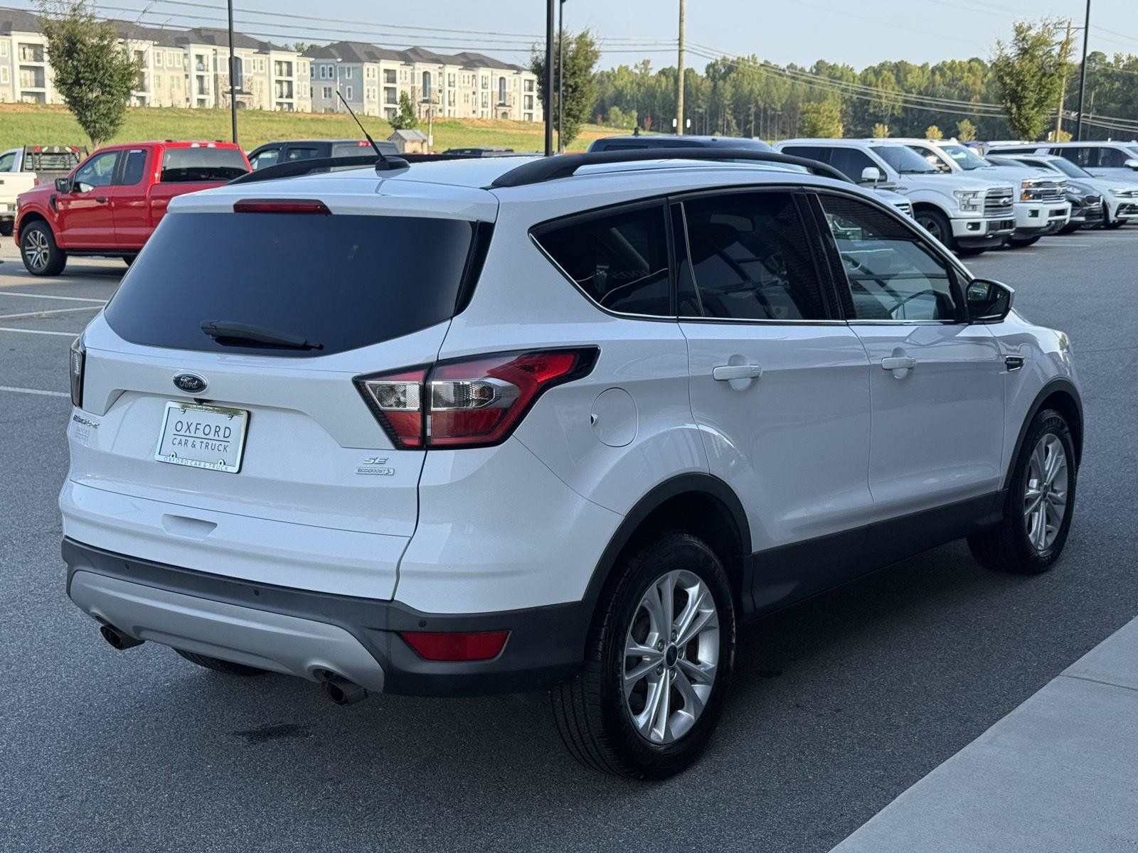 Used 2017 Ford Escape SE w/ Equipment Group 201A FWD image 23