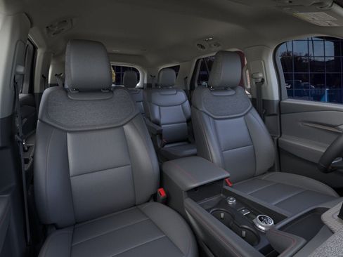 New 2026 Ford Explorer Active w/ Active Comfort Package AWD/4WD image 10