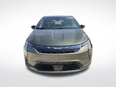 New 2027 Chrysler Pacifica Select w/ Family Tech Group FWD image 2