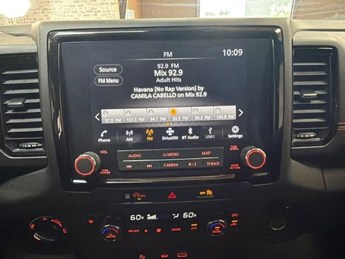 Used 2024 Nissan Frontier PRO-4X w/ Technology Package AWD/4WD image 18