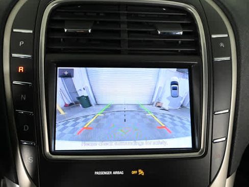 Used 2020 Lincoln Nautilus FWD w/ Equipment Group 101A image 4