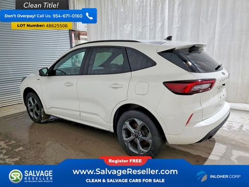 Used 2024 Ford Escape ST-Line Select AWD/4WD image 3