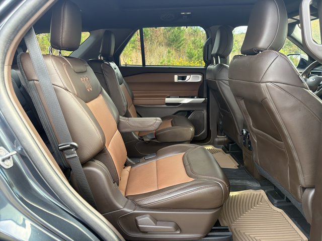Used 2024 Ford Explorer King Ranch w/ Technology Package AWD/4WD image 15