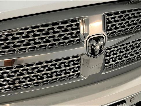 Used 2018 RAM 1500 Laramie w/ Convenience Group image 34