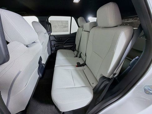 New 2026 Toyota 4Runner SR5 image 17