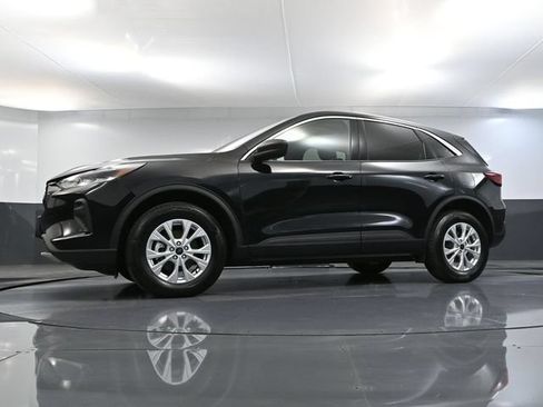 Used 2024 Ford Escape Active AWD/4WD image 53