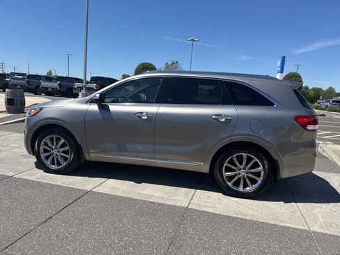Used 2017 Kia Sorento SX AWD/4WD image 9