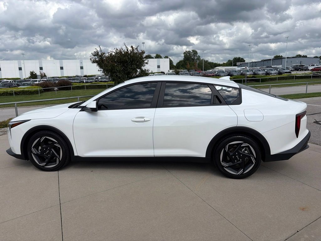 Used 2025 Kia K4 EX FWD image 5