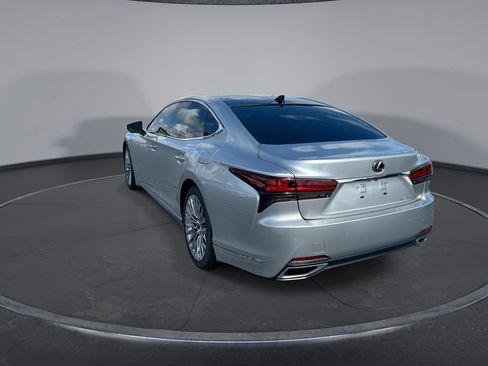 Used 2025 Lexus LS 500 w/ Interior Upgrade Package RWD image 7