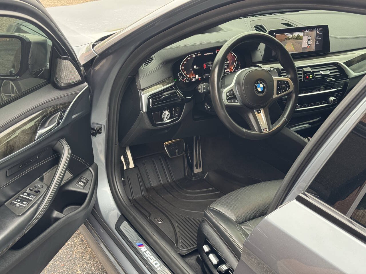 Used 2020 BMW M550i xDrive AWD/4WD image 9