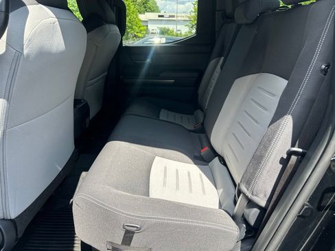 Certified 2026 Toyota Tacoma SR5 AWD/4WD image 27