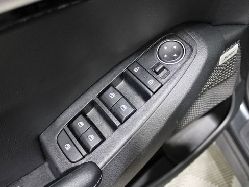 Used 2023 Kia Seltos SX image 13