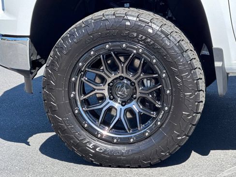 Used 2026 Chevrolet Silverado 1500 LT AWD/4WD image 31