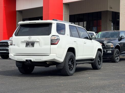 Used 2024 Toyota 4Runner SR5 image 36