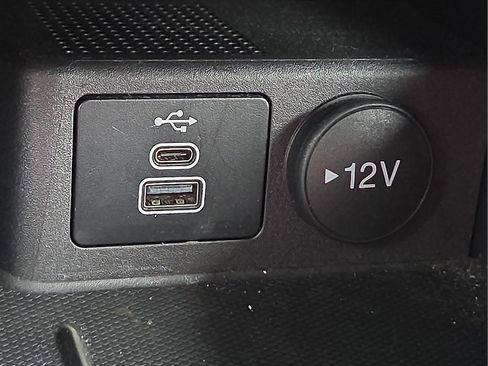 Used 2024 Ford Escape ST-Line image 17