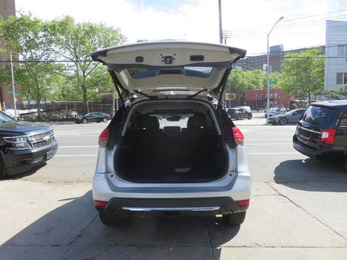 Used 2017 Nissan Rogue SL w/ SL Premium Package AWD/4WD image 23