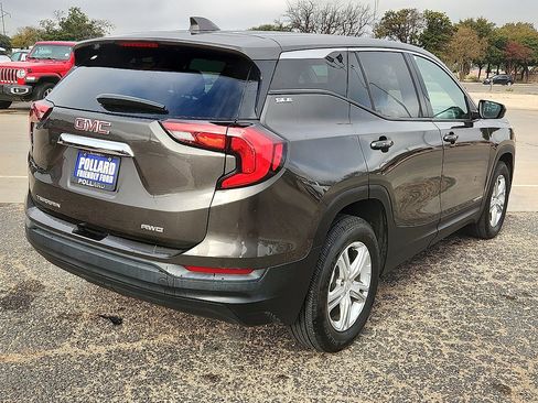 Used 2020 GMC Terrain SLE image 3