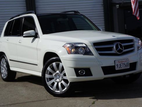 Used 2011 Mercedes-Benz GLK 350 2WD image 23