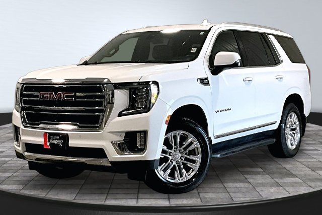 Used 2021 GMC Yukon SLT w/ Rear Media and Nav Package AWD/4WD image 3