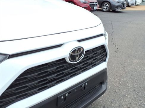 Used 2024 Toyota RAV4 XLE image 21