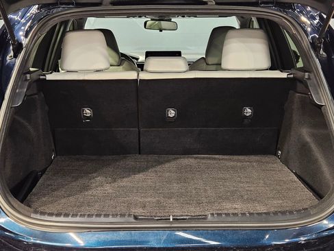 Used 2020 Toyota Corolla XSE image 18