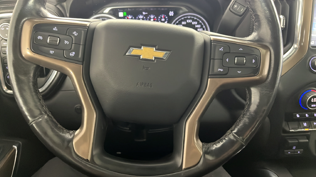 Used 2020 Chevrolet Silverado 3500 High Country w/ Technology Package AWD/4WD image 21