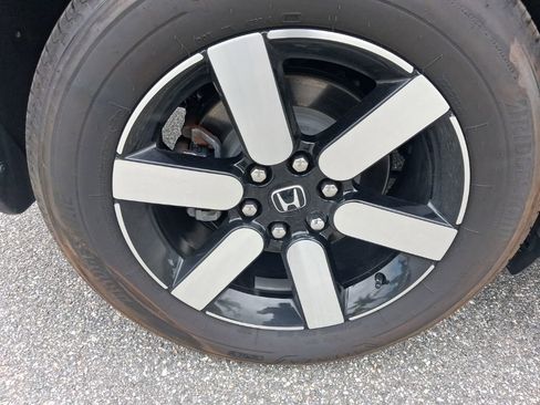 Certified 2025 Honda Prologue Touring image 14