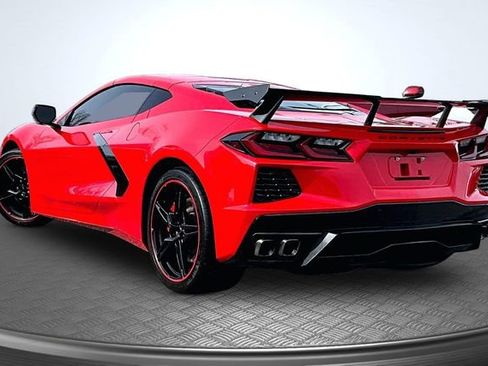 Used 2020 Chevrolet Corvette Stingray w/ 2LT Preferred Equipment Group image 4