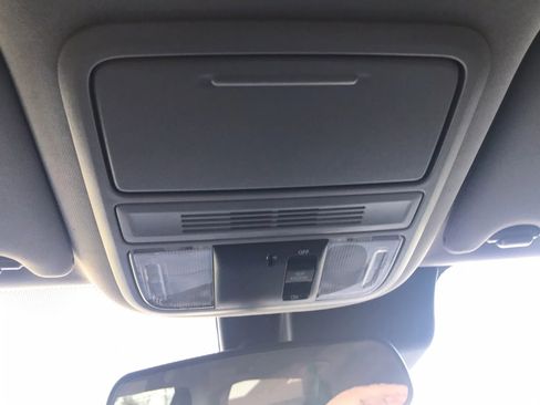 Used 2019 Honda Pilot LX image 28