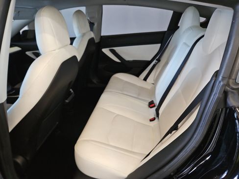 Used 2018 Tesla Model 3 Long Range RWD image 15