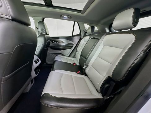 Used 2020 GMC Terrain SLT w/ Preferred Package FWD image 4