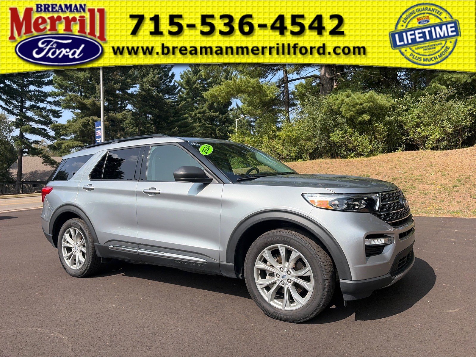 Used 2024 Ford Explorer XLT w/ Equipment Group 202A AWD/4WD image 1