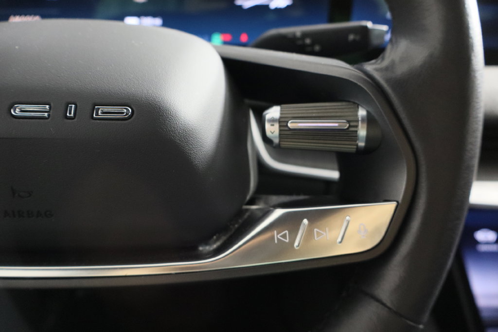 Used 2024 Lucid Air Pure RWD image 10