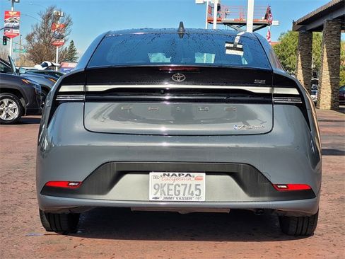 Certified 2024 Toyota Prius Prime SE image 7