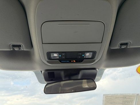 Used 2021 Ford F150 XLT image 24