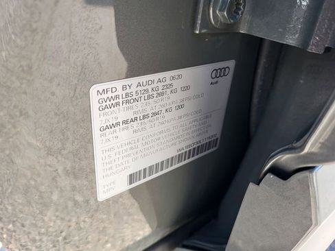 Used 2020 Audi Q3 2.0T Premium Plus w/ Premium Plus Package image 30