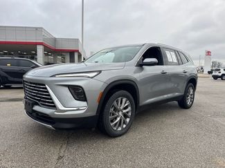 Used 2025 Buick Enclave Preferred video 2