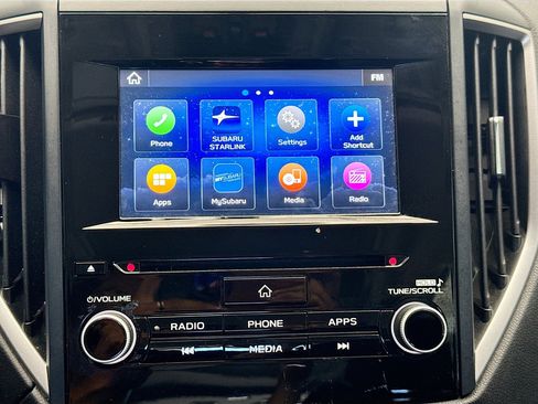 Used 2022 Subaru Forester Premium image 9