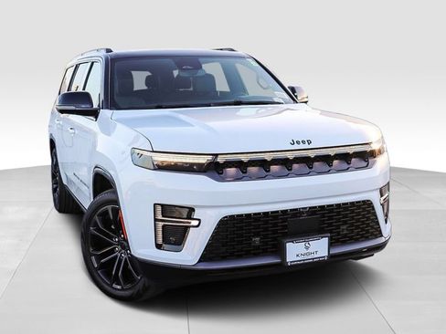 New 2026 Jeep Grand Wagoneer Summit AWD/4WD image 2