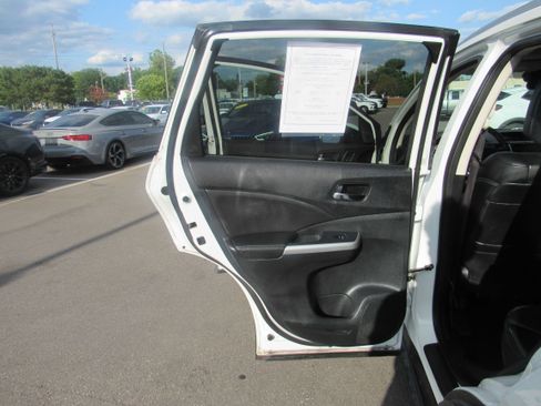 Used 2016 Honda CR-V Touring image 13