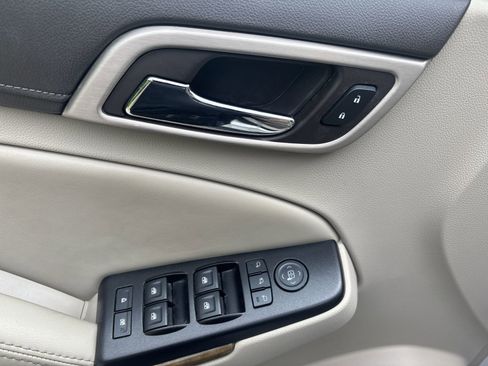 Used 2016 GMC Yukon Denali w/ Open Road Package AWD/4WD image 13