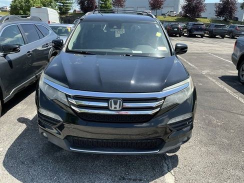 Used 2016 Honda Pilot Touring image 2