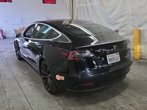 Used 2020 Tesla Model 3 Performance image 3