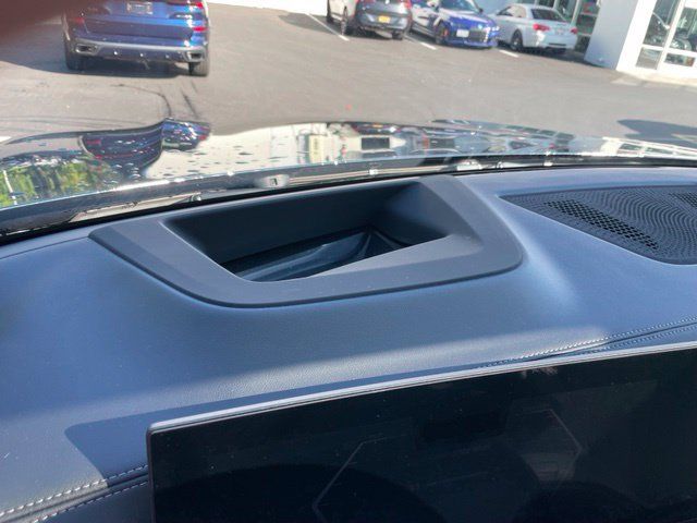 Certified 2024 BMW X5 xDrive40i w/ M Sport Package AWD/4WD image 25