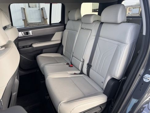 Used 2025 Hyundai Santa Fe SEL image 20