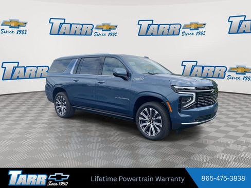 New 2026 Chevrolet Suburban High Country AWD/4WD image 2